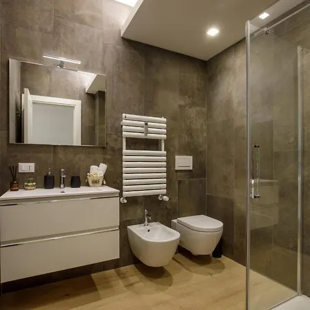 Pio Vatican Flat Rzym