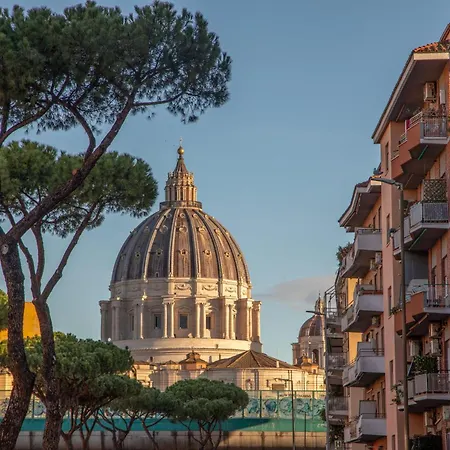 Pio Vatican Flat Rzym