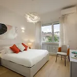 Pio Vatican Flat