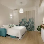 Pio Vatican Flat *
